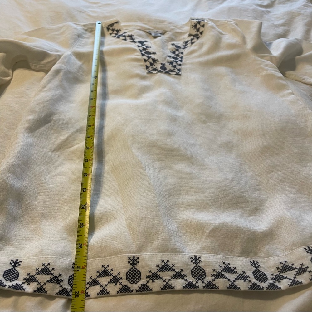 Tommy Bahama linen blend embroidery‎ blouse - Picture 8 of 10